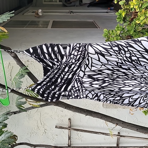 Niki by Niki Livas dress size 10 - Picture 8 of 10